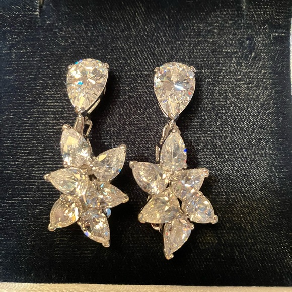 Jewelry - New 925 jeweler made high quality cz’s detachable gorgeous earrings